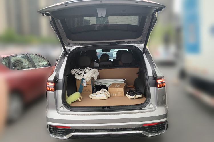 Used Geely Auto Monjaro L 2026 Model Oriental Yao 2.0TD Automatic Lanxing Edition Trunk