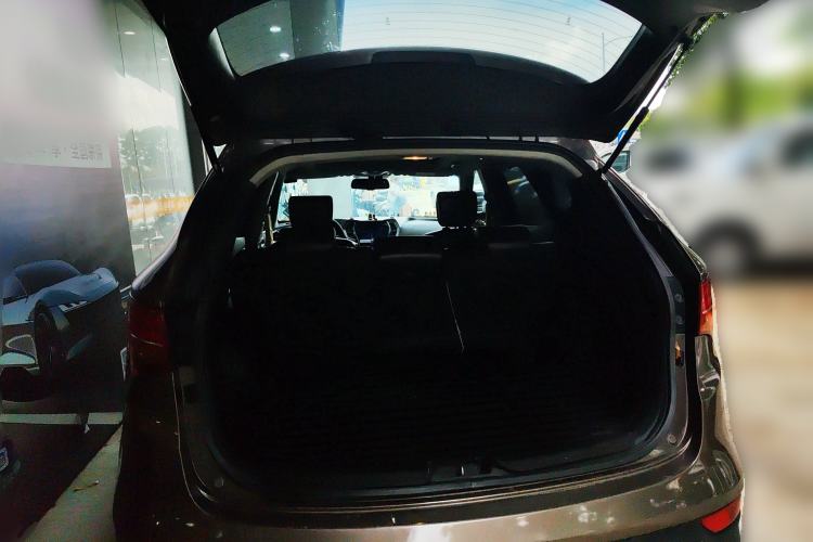 Used Hyundai Santa Fe 2013 2.4L Automatic Two-Wheel Drive Smart Version