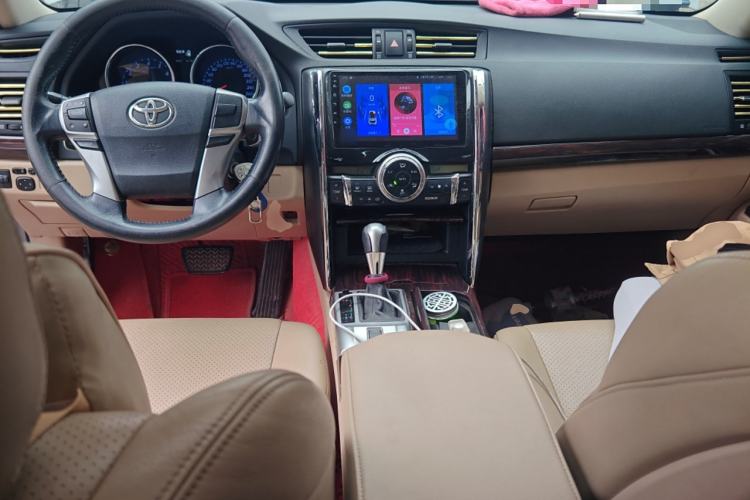 Used Toyota Reiz 2010 2.5S Fashion Elite Edition Center Console