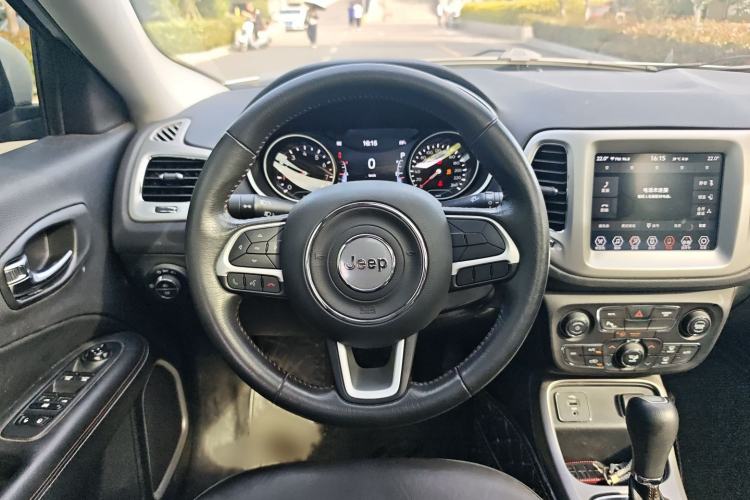 Used Jeep Compass 2019 200T Automatic Family Edition - Connected Large Screen Version