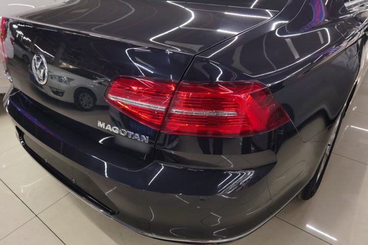 Used Volkswagen Magotan 2018 330TSI DSG Advanced Model Exterior 3