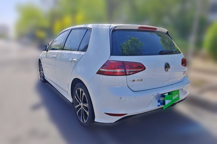 Used Volkswagen Golf 2016 1.4TSI Automatic R-Line
