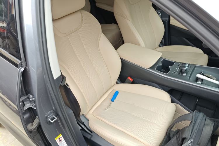 Used BYD Song Pro New Energy 2025 Second-Generation DM-i 115KM Overachiever Trim Right Front Seat