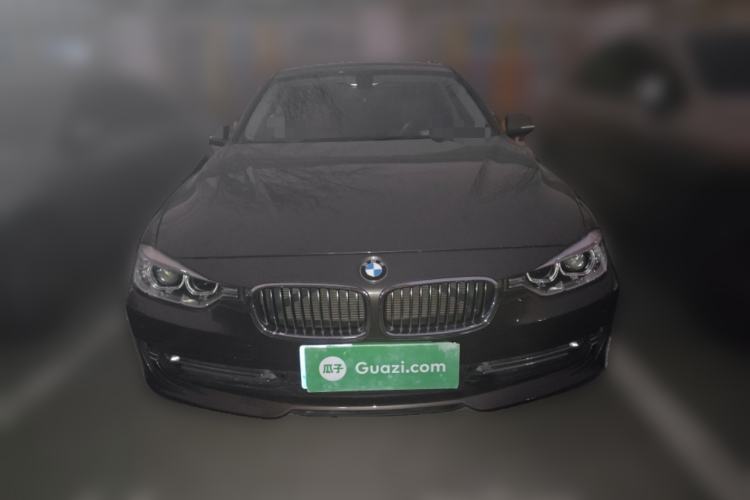 Used BMW 3 Series 2013 320Li Luxury Design Package
