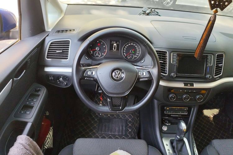 Used Volkswagen Sharan 2018 Revised Version 380TSI Comfort Edition 6-Seater
