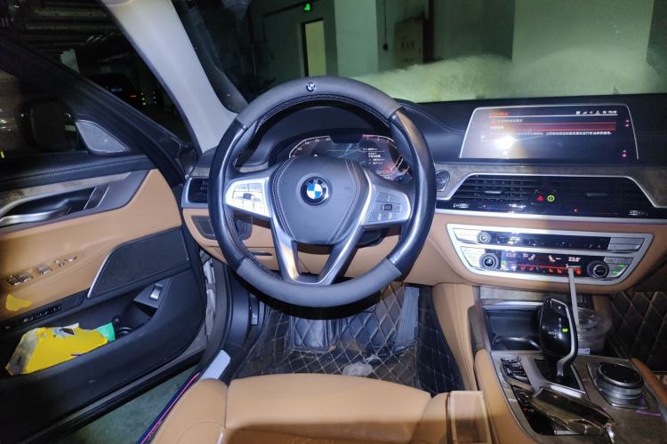 Used BMW 7 Series 2019 Restyled 740Li Leading Luxury Package Steering Wheel
