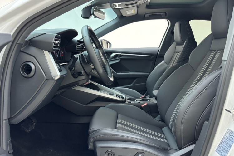 Used Audi A3 2024 Sportback 35 TFSI Fashionable Sports Model
