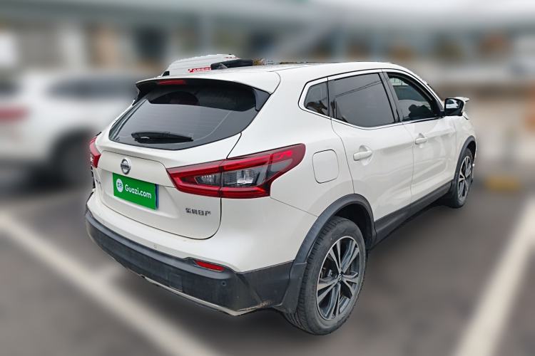 Used Nissan Qashqai 2021 2.0L CVT Luxury Edition Rear Right 45 Deg