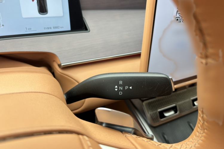 Used BYD Han L 2025 DM-i 200KM LiDAR Luxury Model
