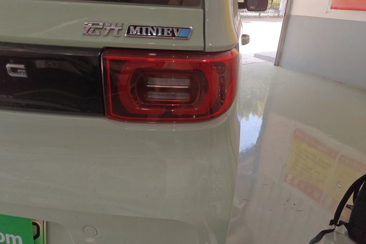 Used Wuling Hongguang MINIEV 2021 Macaron Fashion Model Lithium Iron Phosphate Right Rear Taillight