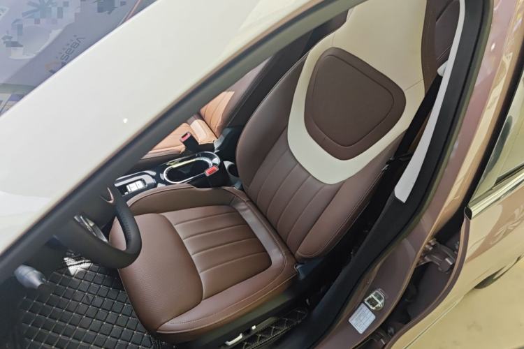 Used Wuling Bingo 2023 333 km Lingxi Connected Version Left Front Seat