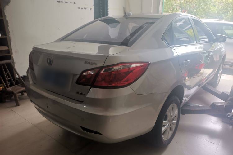 Used CHANGAN Eado 2012 1.6L Manual Luxury Model China IV Standard

