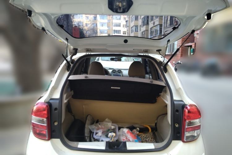 Used Nissan March 2010 1.5L Automatic Easy-Style Version