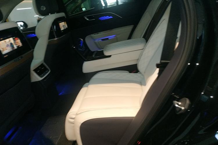 Used Hongqi E-HS9 2022 660 km Range Flagship Edition Four Seats