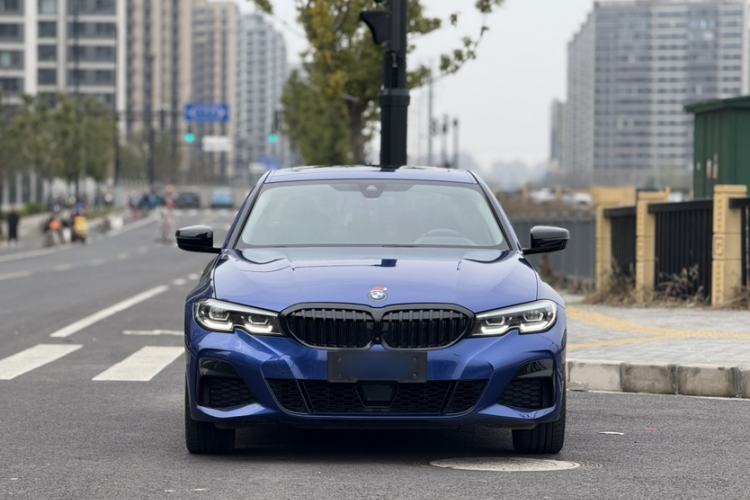 Used BMW 3 Series 2022 Restyled 330Li xDrive M Sport Night Edition Package Exterior 9