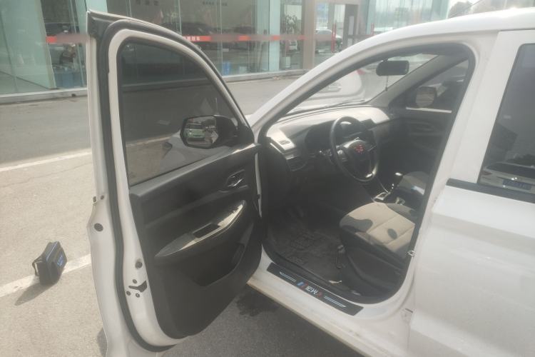 Used Wuling Hongguang 2021 1.5L S Base Version LAR