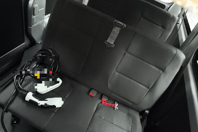 Used CHANGAN KAICHENG Ruixing EM80 2025 Passenger Version Comfort Model 6 Seats 300 km Liftback Door