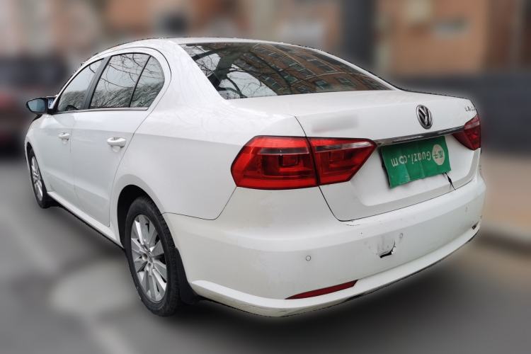 Used Volkswagen Lavida 2013 1.6L Manual Comfort Edition
