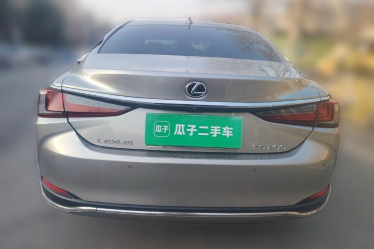 Used Lexus ES 2021 200 Excellence Edition Rear