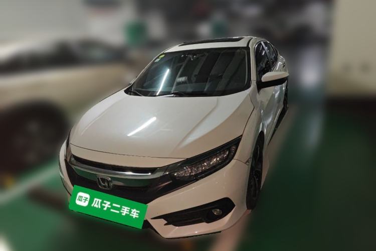 Used Honda Civic 2016 220TURBO CVT Prestige Edition
