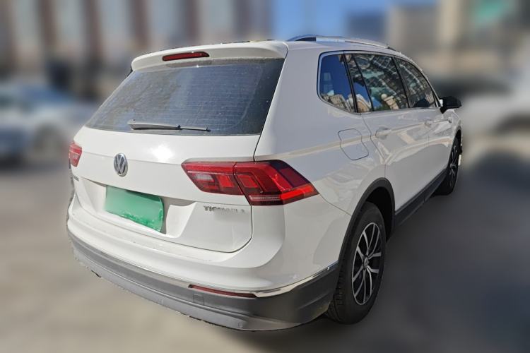 Used Volkswagen Tiguan L 2018 280TSI Automatic Two-Wheel Drive Comfort Edition Rear Right 45 Deg