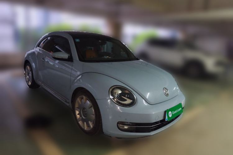 Used Volkswagen Beetle 2014 1.4TSI Luxury Model Front Right 45 Deg