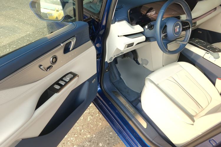 Used Buick GL8 New Energy 2024 Lu Zun Luxury Edition 7-Seater