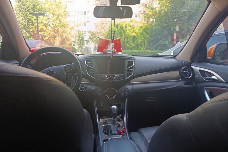 Used BYD Song 2017 Gaishe Upgrade Edition 1.5TID Automatic Elite Model Headliner