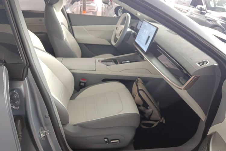 Used Dongfeng eπ eπ007 2024 Pure Electric 540 All-Wheel Drive Max Edition Right Front Seat