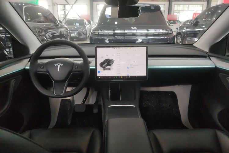 Used Tesla Model Y 2024 Rear-Wheel-Drive Version Center Console