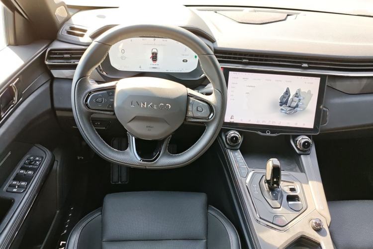 Used Lynk & Co 01 2023 1.5TD EM-F PM Steering Wheel