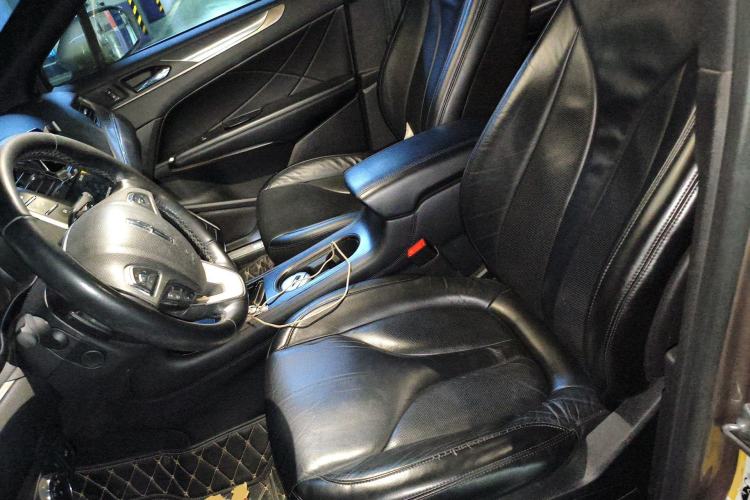 Used Lincoln MKC 2019 2.0T Two-Wheel Drive Luxury Edition China VI Standard Left Front Seat