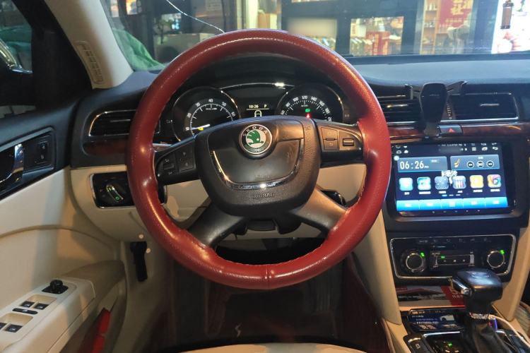 Used Skoda Superb 2012 1.8TSI Automatic Elegant Edition
