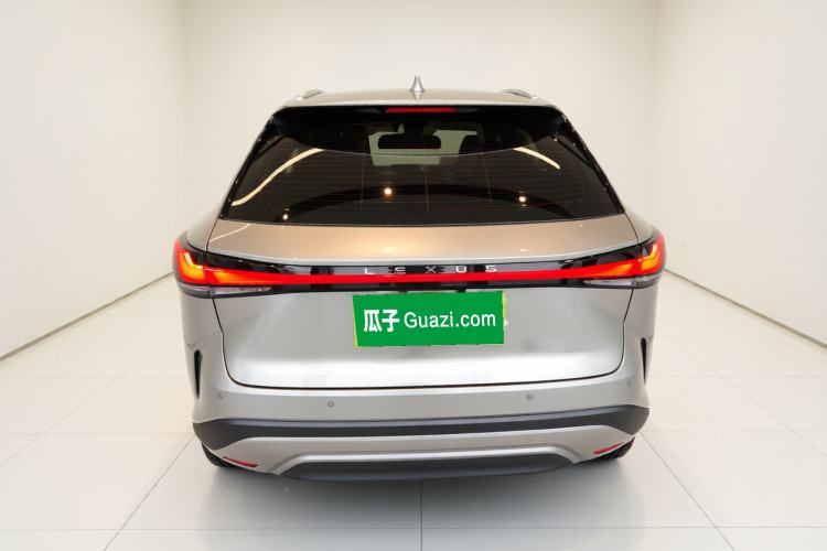 Used Lexus RX 2023 350h Four-Wheel Drive Enjoyment Version Rear