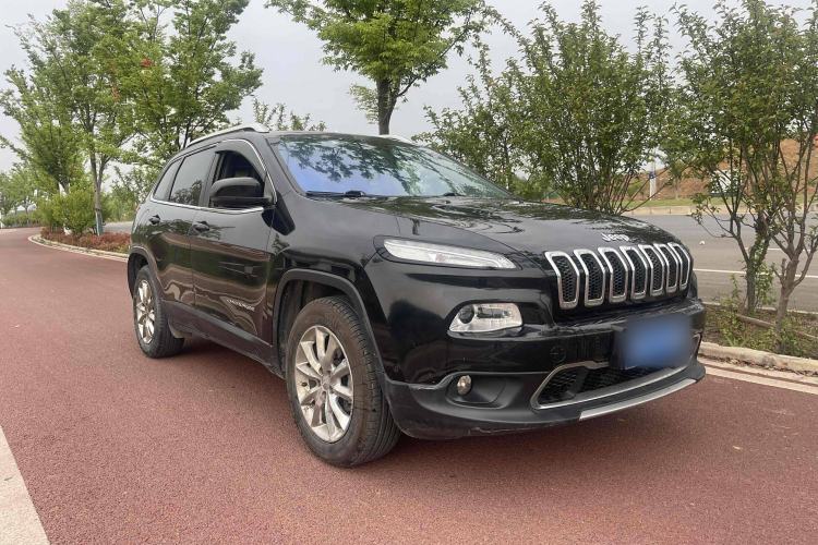 Used Jeep Cherokee 2016 2.4L Superior Edition
