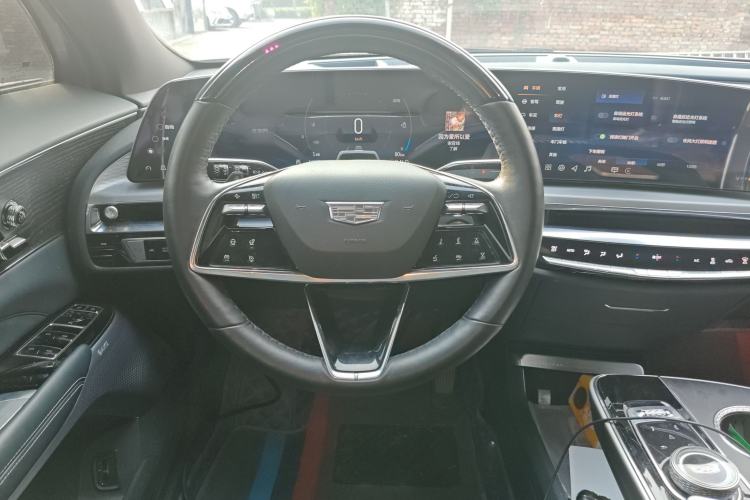 Used Cadillac LYRIQ 2022 Four-Wheel-Drive High-Performance Deluxe Edition