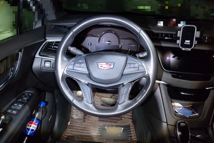 Used Cadillac XT5 2018 28E Four-Wheel Drive Tech Version