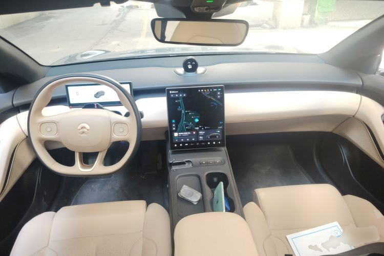 Used Nio ET5T 2024 75kWh Touring Center Console