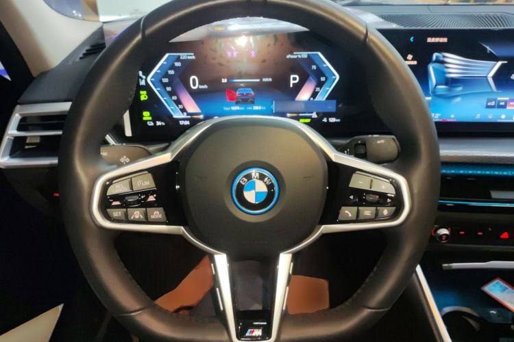 Used BMW i3 2025 eDrive 40 L Midnight Edition
