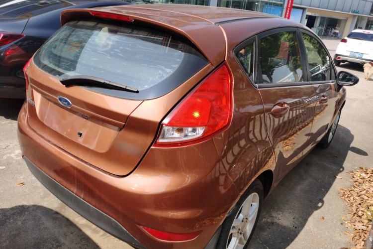 Used Ford Fiesta 2013 Hatchback 1.5L Manual Fashion Edition
