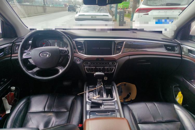 Used GAC Trumpchi GS8 2017 320T Two-Wheel Drive Luxury Smart Connectivity Version (7 Seats)