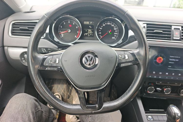 Used Volkswagen Sagitar 2018 1.6L Automatic Comfort Model
