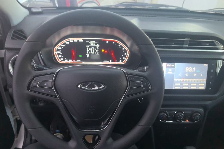 Used Chery Tiggo 3X 2020 Quality Edition 1.5L CVT Luxury Version Center Console