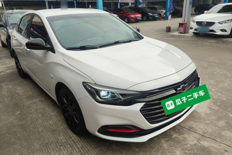 Used Chevrolet Monza 2020 Light Hybrid Redline 320T Dual-Clutch Joyful Edition Front Right 45 Deg