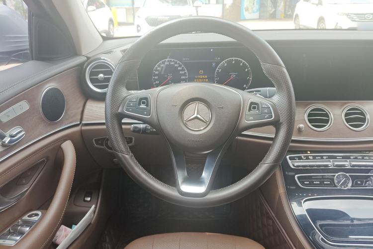 Used Mercedes-Benz E-Class 2016 E 300 L Stylish Model
