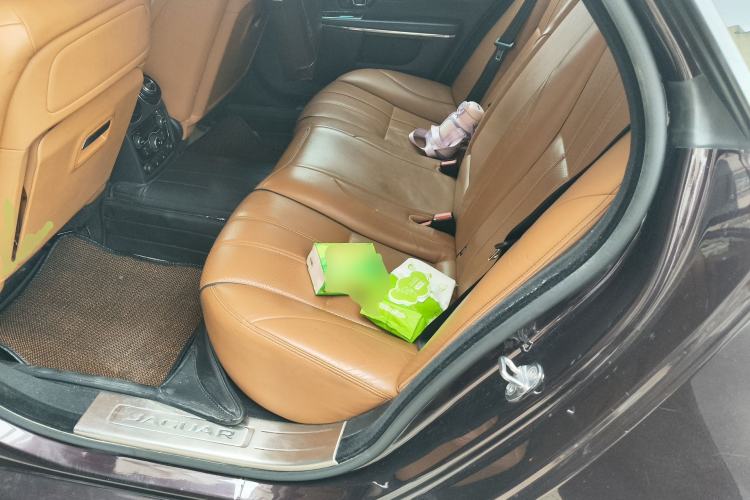 Used Jaguar XJ 2014 XJL 3.0 SC Four-Wheel Drive Panoramic Business Edition