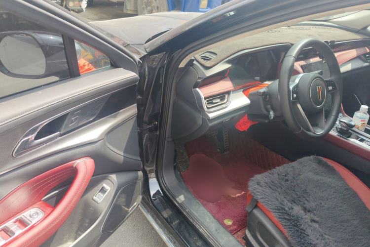 Used Hongqi H5 2024 2.0T Automatic Smart Connect Flagship Edition Driver Seat