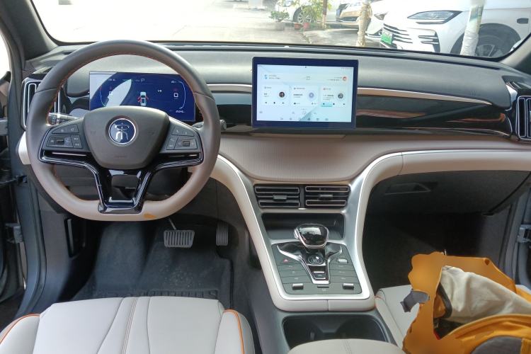 Used BYD Song Pro New Energy 2024 HONOR Edition DM-i 71KM Navigation Model