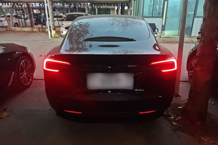 Used Tesla Model 3 2023 Long-Range All-Wheel-Drive Version