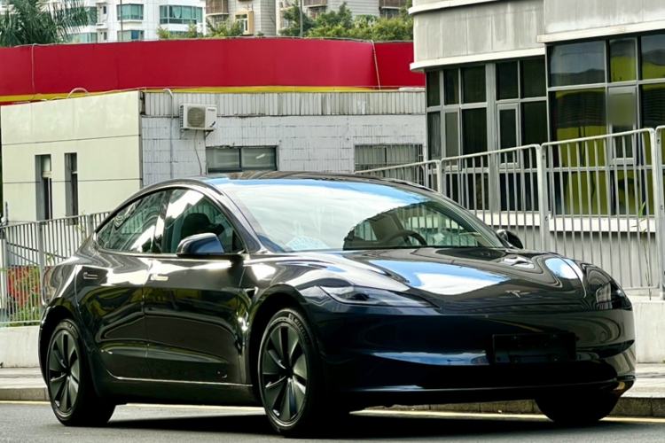 Used Tesla Model 3 2023 Rear-Wheel-Drive Version

